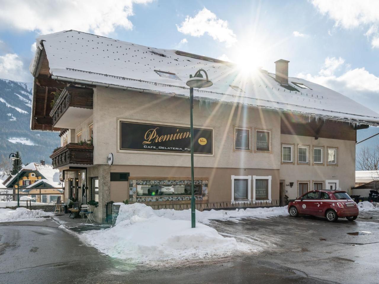 Modern Apartment in Sankt Michael in Lungau with Terrace Sankt Michael im Lungau Exterior foto